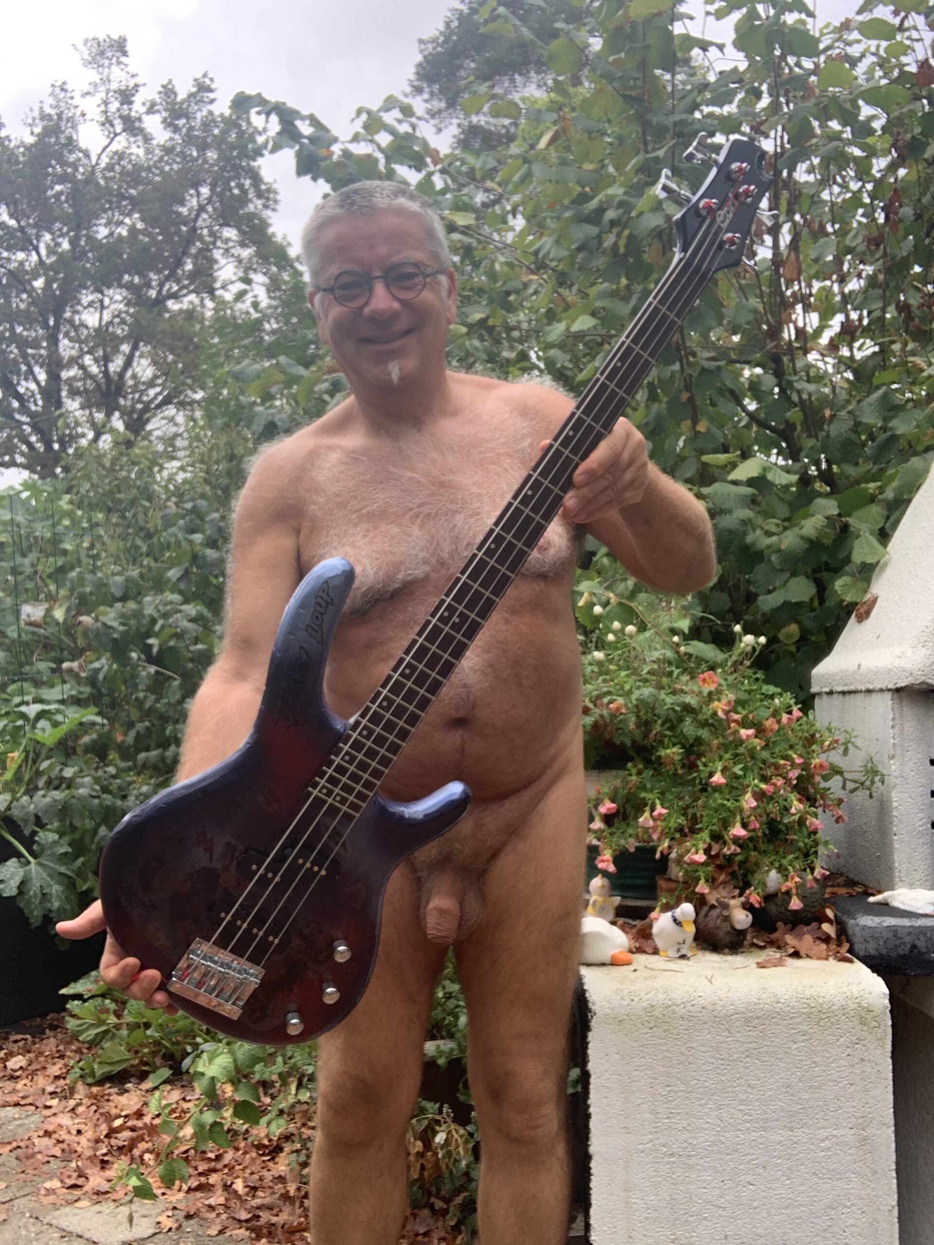 Basse Cort Action JB Customisée chez les tous nus